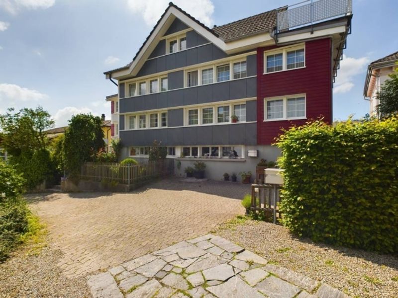Charmantes EFH mit Dachterrasse - ruhig und zentral in Herisau - 10