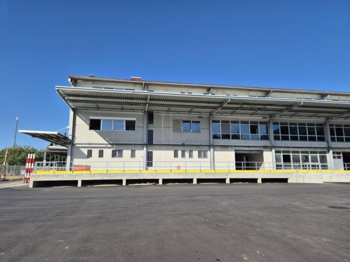 Dépôt de 1000 m² à louer – Onnens - 3