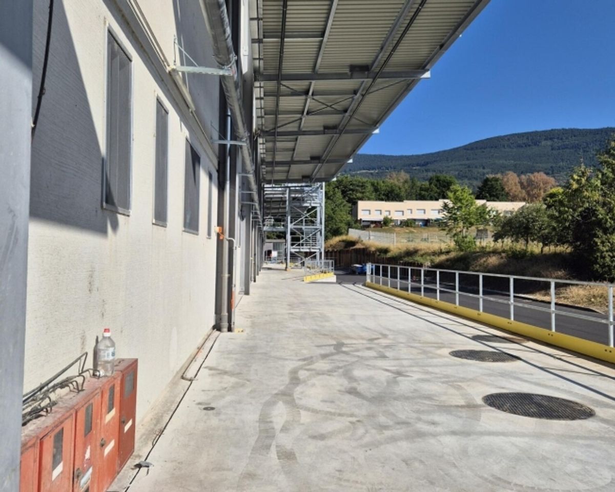 Dépôt de 1000 m² à louer – Onnens - 4