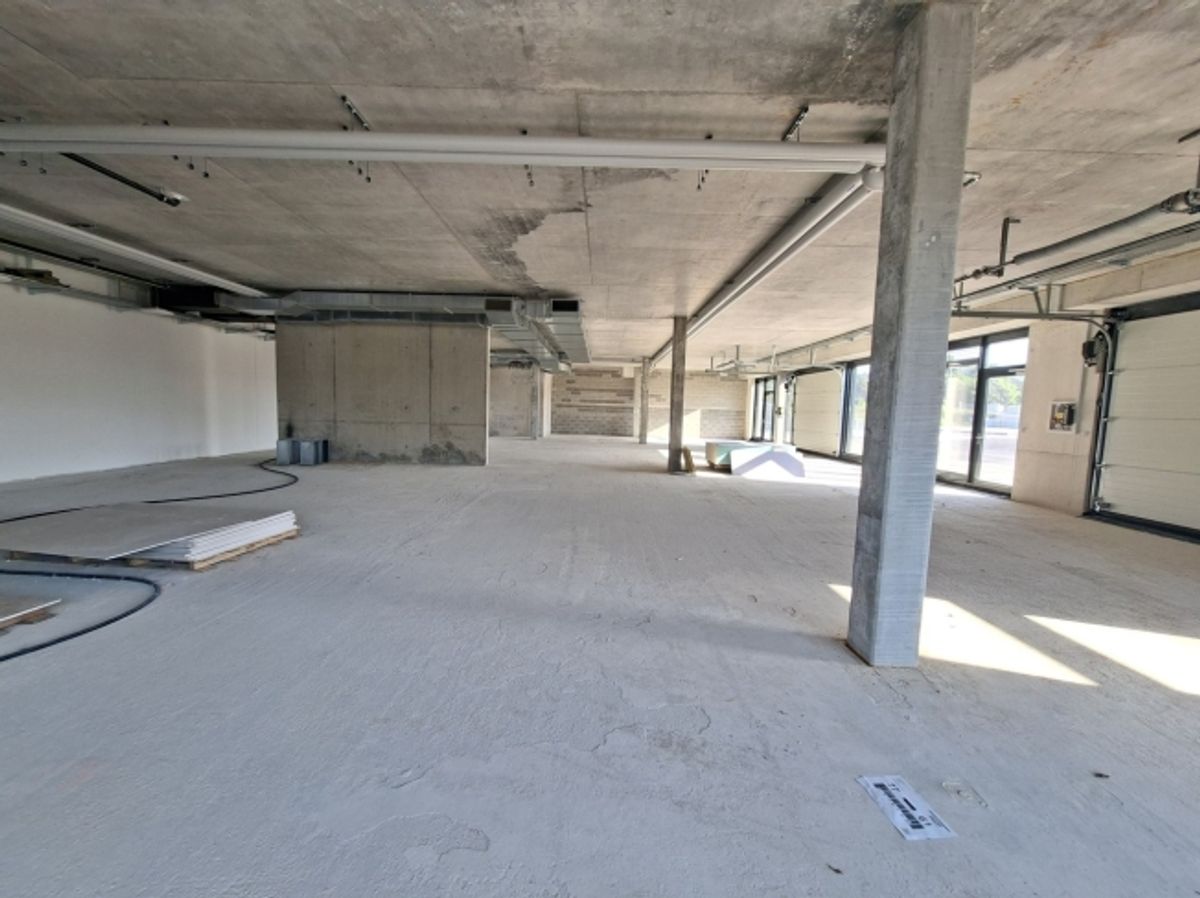 IDEAL PARK - Bureau moderne 451 m² à louer - 5
