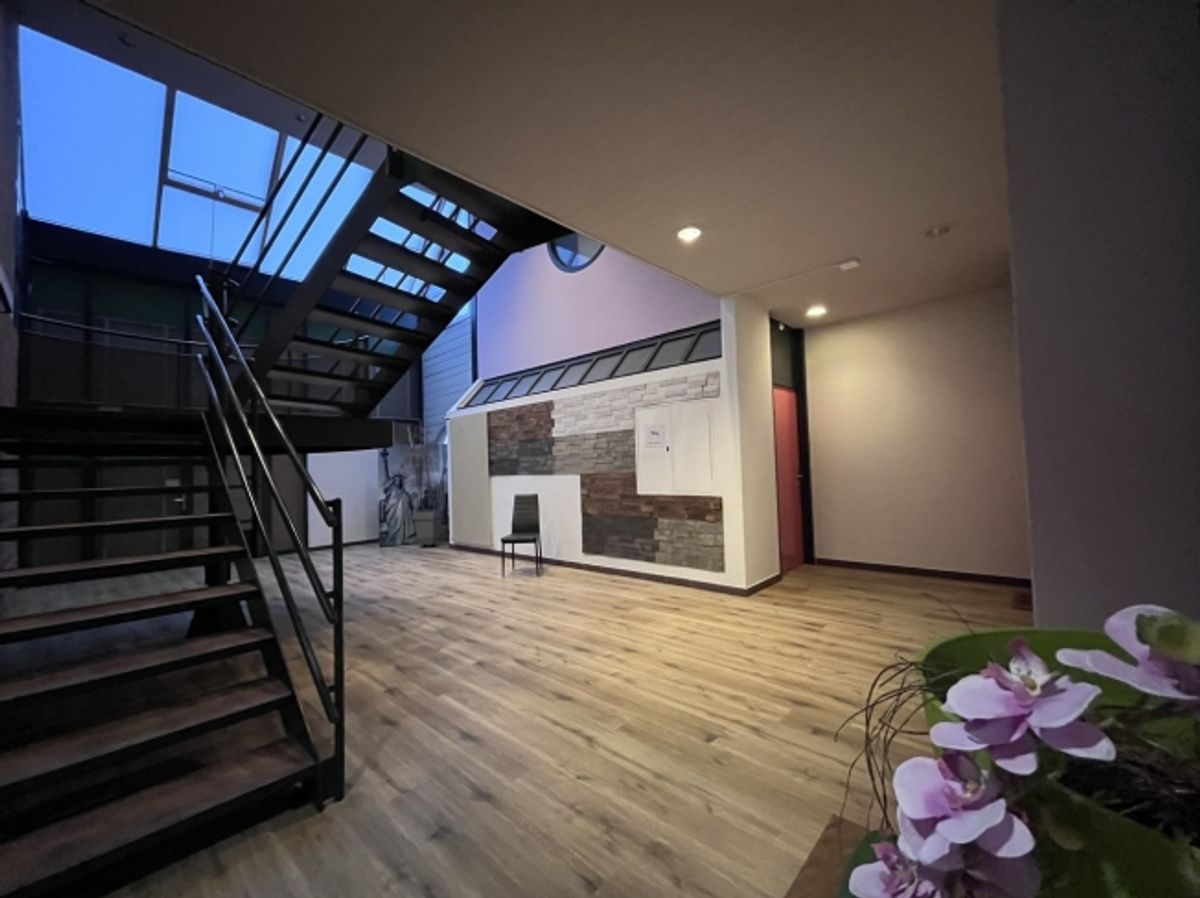Bureau/local commercial/atelier de 103 m2 - 2 mois de gratuité offert - 7