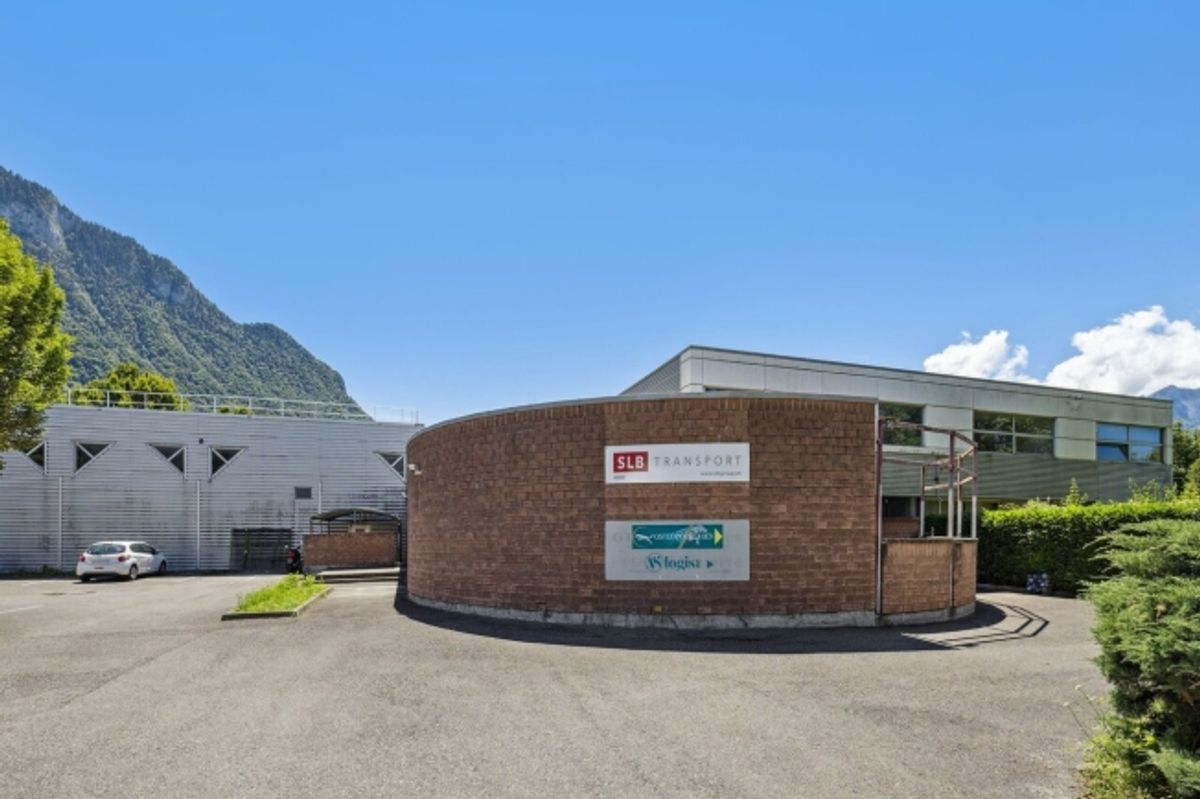Bureau/local commercial/atelier de 103 m2 - 2 mois de gratuité offert - 10