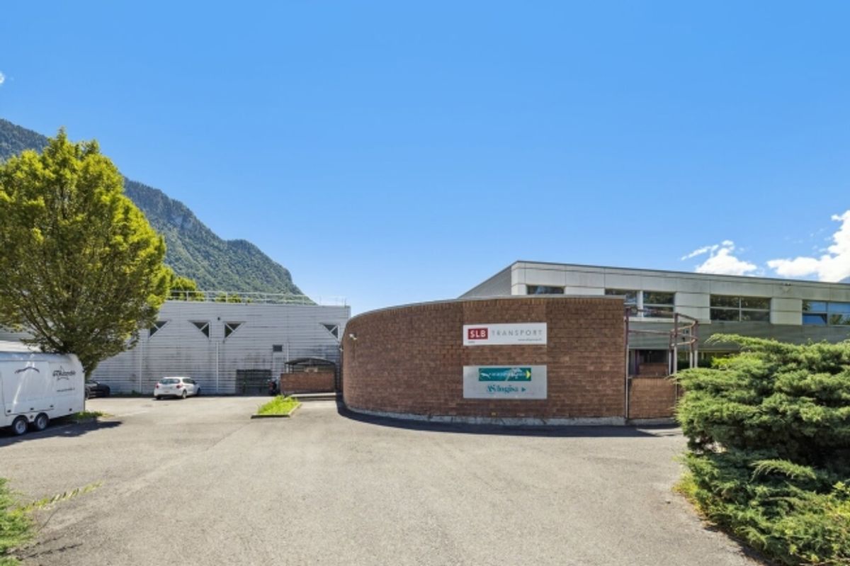 Bureau/local commercial/atelier de 103 m2 - 2 mois de gratuité offert - 11