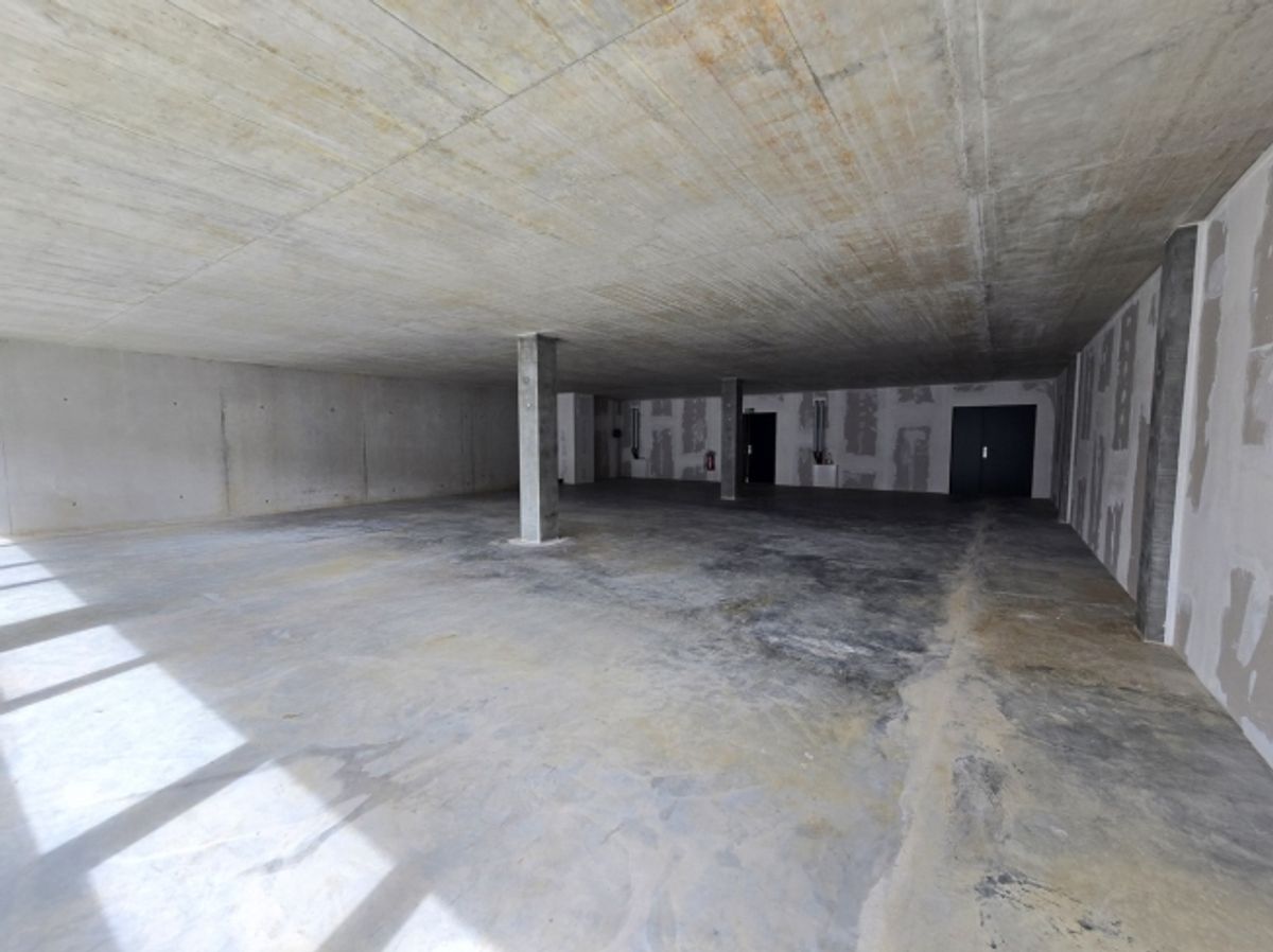 Commercial/atelier 183 m2 - Bail flexible - 6