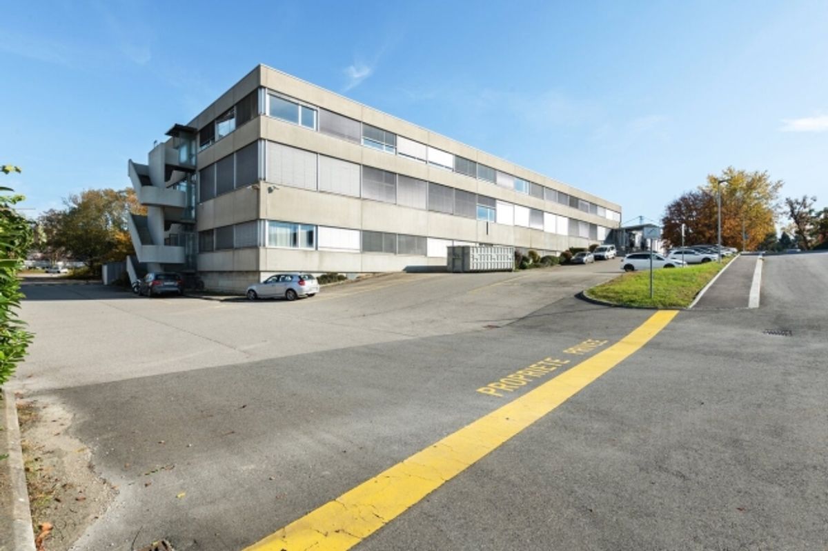 Atelier dès 78 m² à louer – Dépôt / atelier - 0
