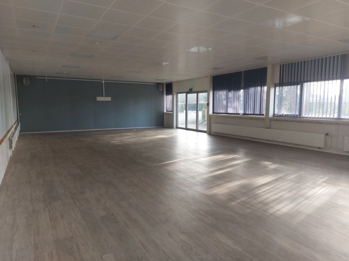 Atelier dès 78 m² à louer – Dépôt / atelier - 7