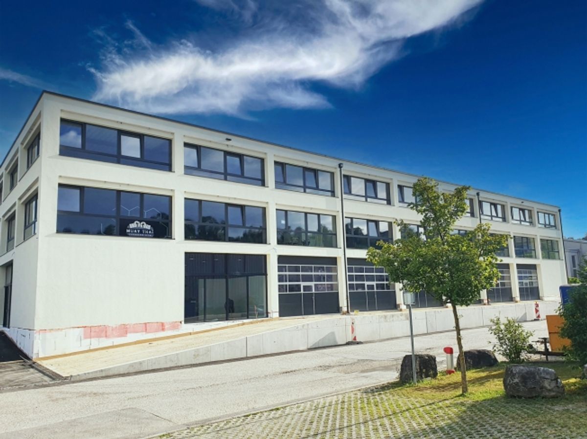 Commercial/atelier 183 m2 - Bail flexible - 3