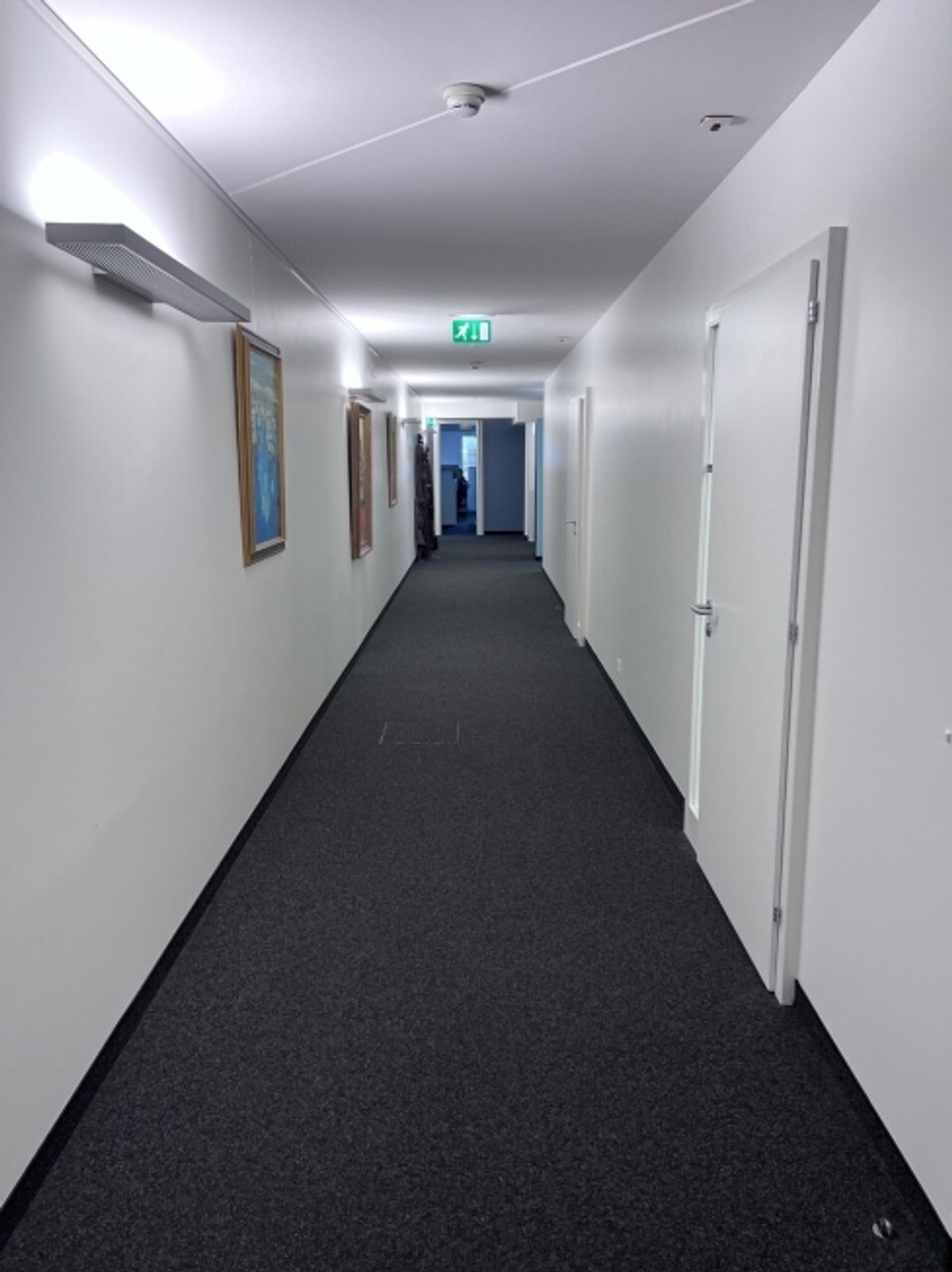 À louer – 1'410 m² de bureaux avec dépôt et parkings à Lausanne - 7