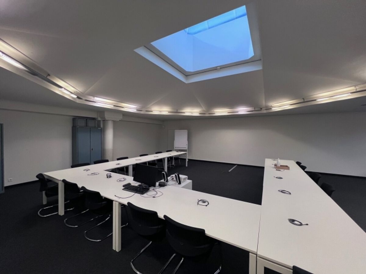 À louer – 1'410 m² de bureaux avec dépôt et parkings à Lausanne - 8