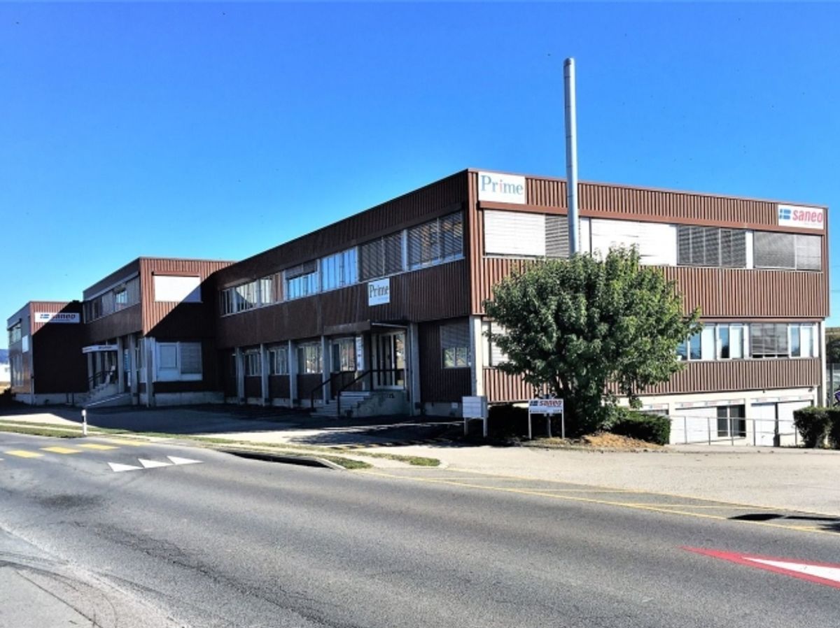 Bureau de 61 m2 - zone déchargement avec plateforme - Bail flexible - 4