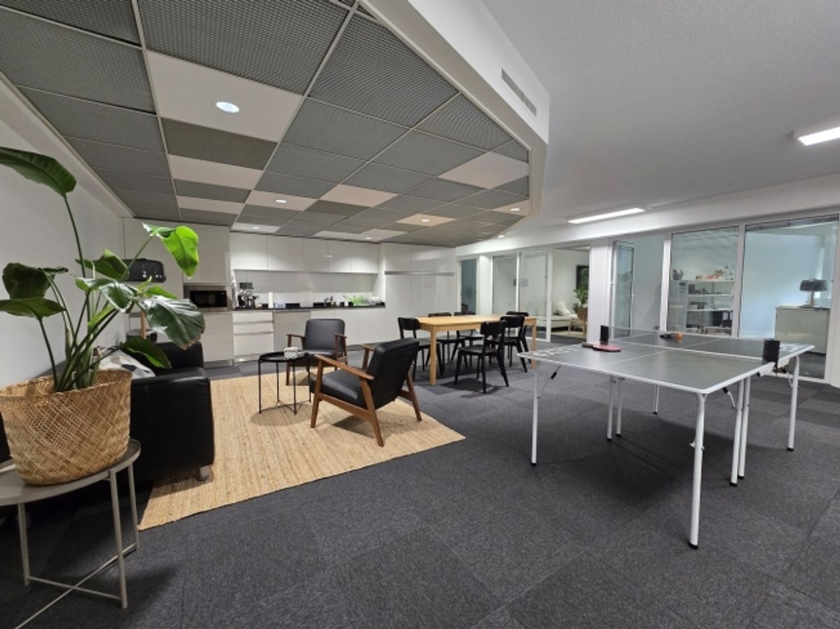 Situation optimale - Bureau Plug-and-Play de 190m2 - 3