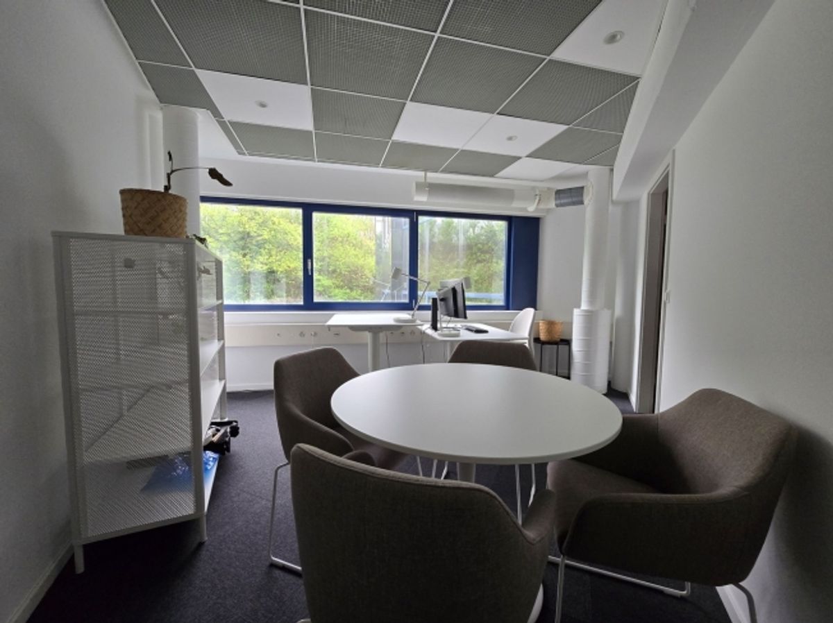 Situation optimale - Bureau Plug-and-Play de 190m2 - 11