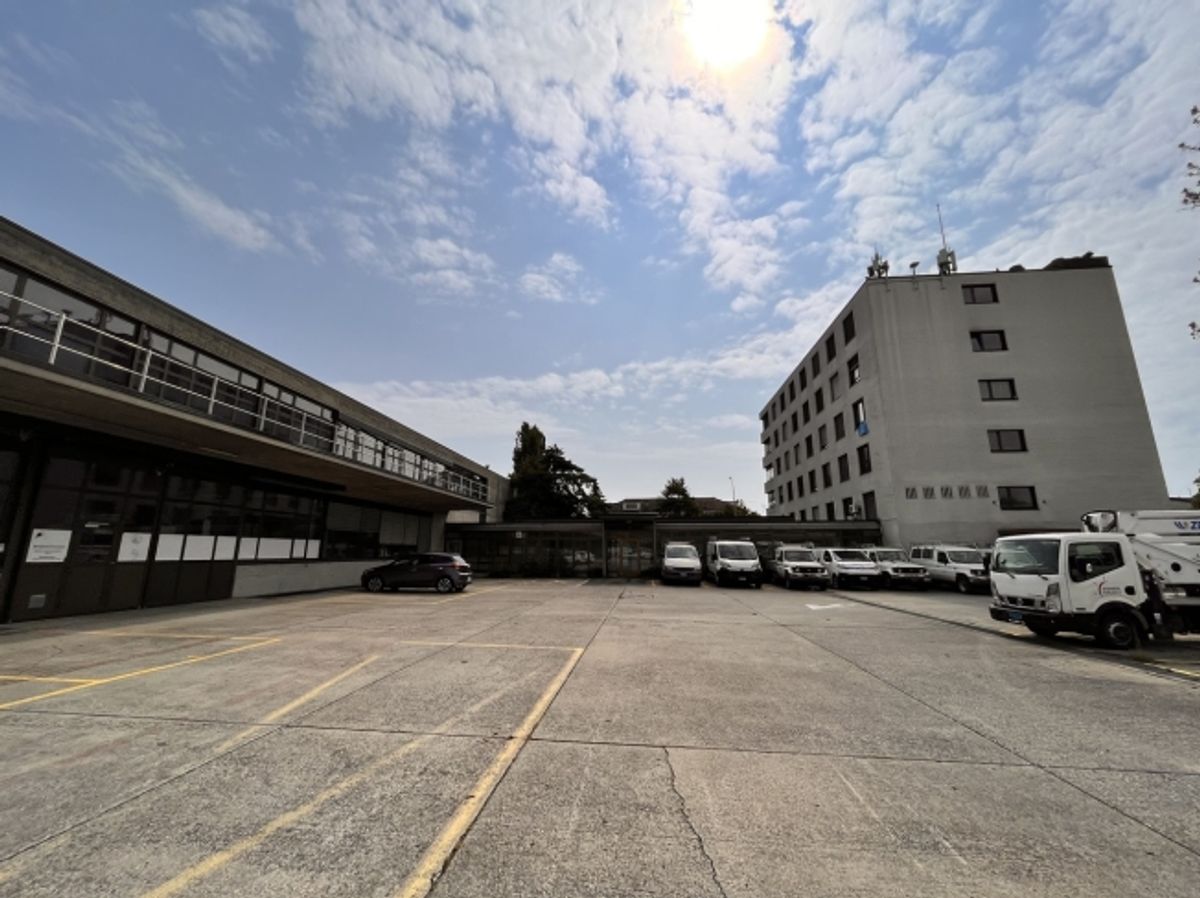Surface dépôt de 1'000m2 - baux flexibles - 1