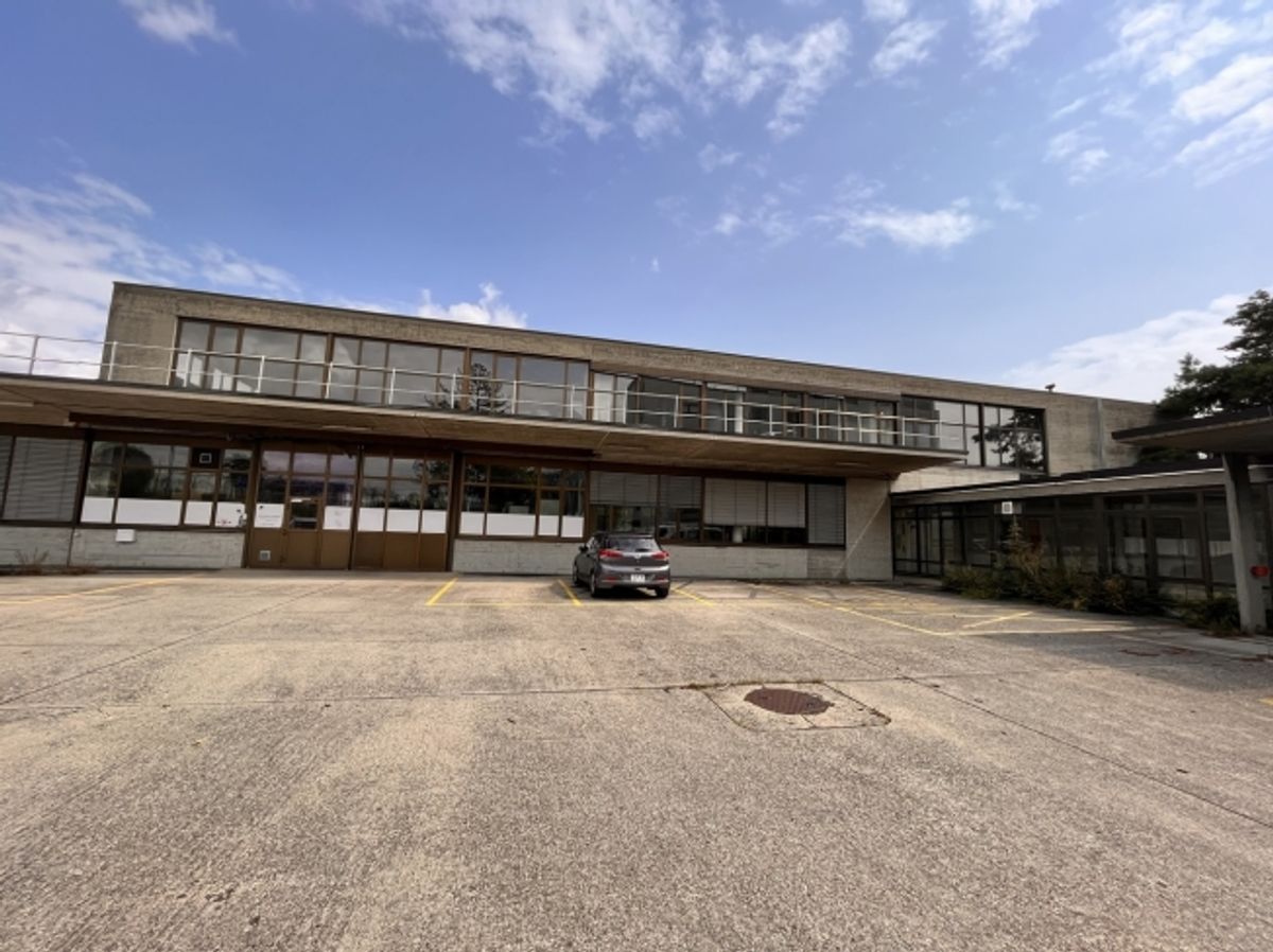 Surface dépôt de 1'000m2 - baux flexibles - 2