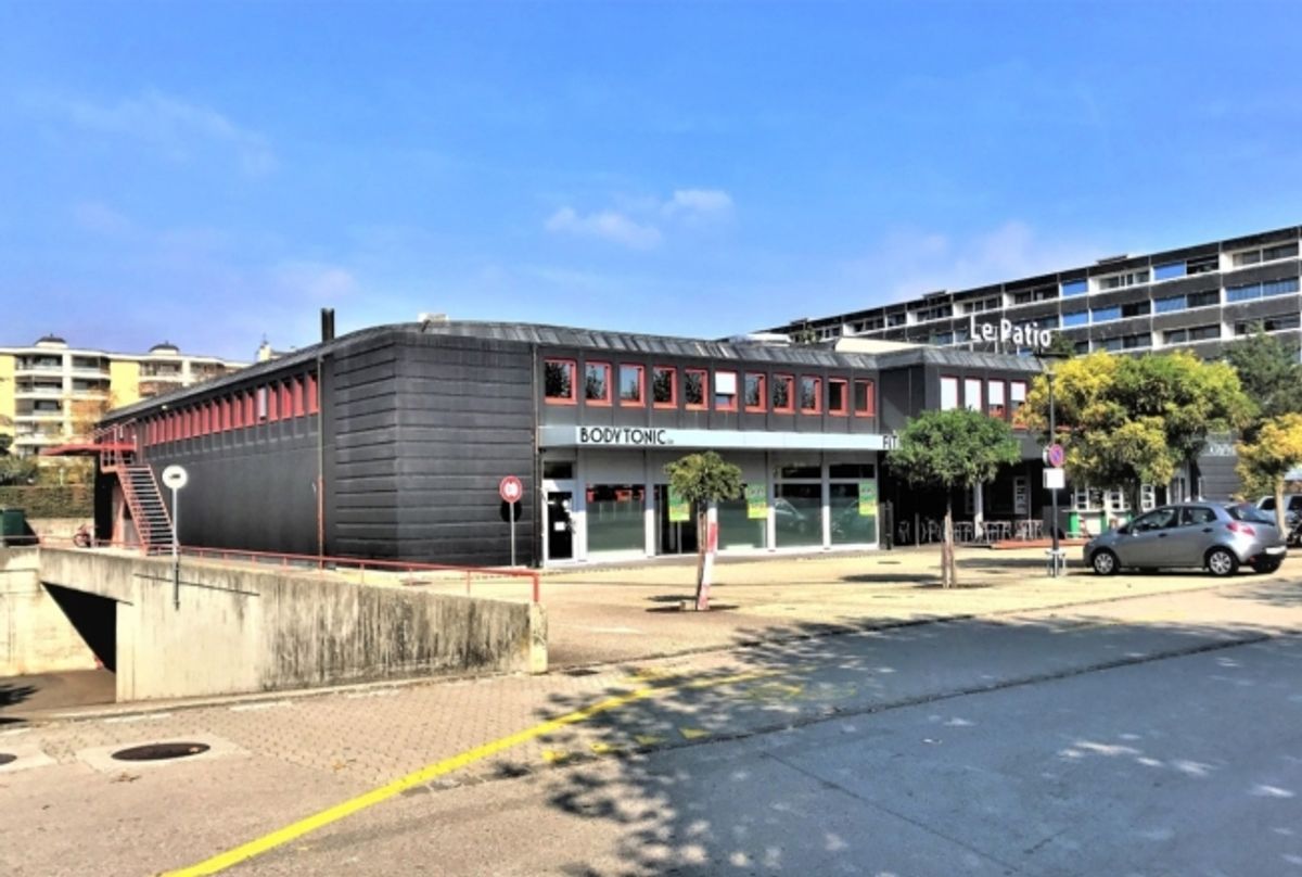 Bureau de 188m²- Idéalement placé à Gland - 0