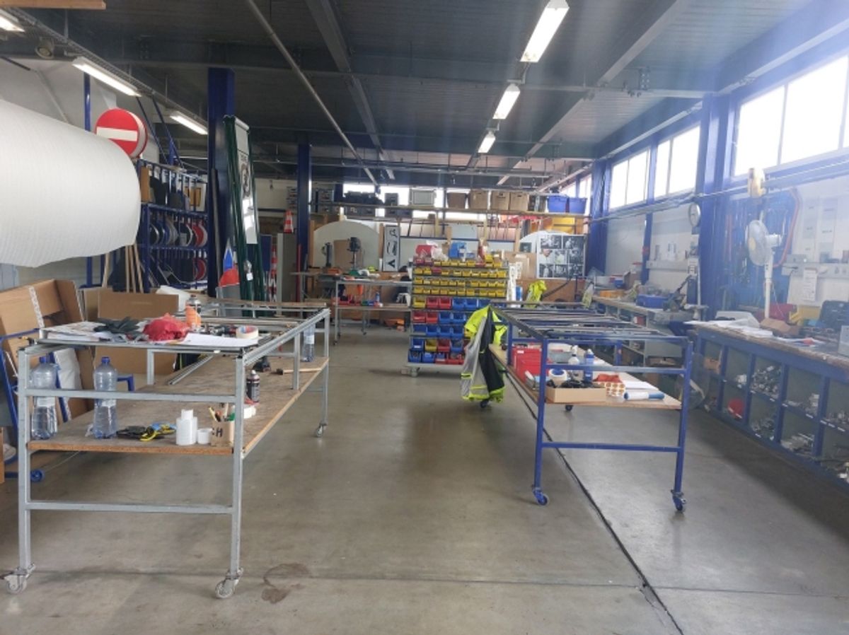 Dépôt/atelier 272 m2 - localisation top - proche de tout! - 1