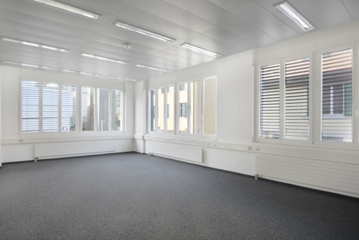 Bureau/atelier 120 m2 - Proche autoroute et transport - 3