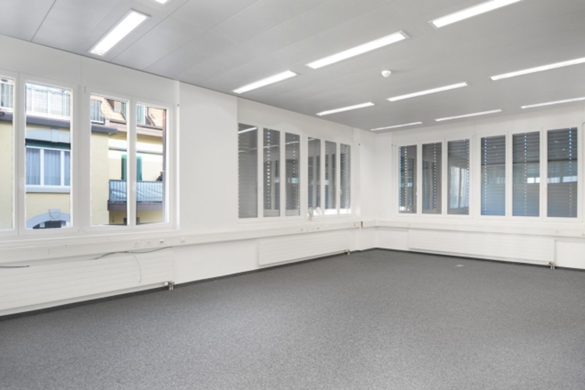 Bureau/atelier 120 m2 - Proche autoroute et transport - 4