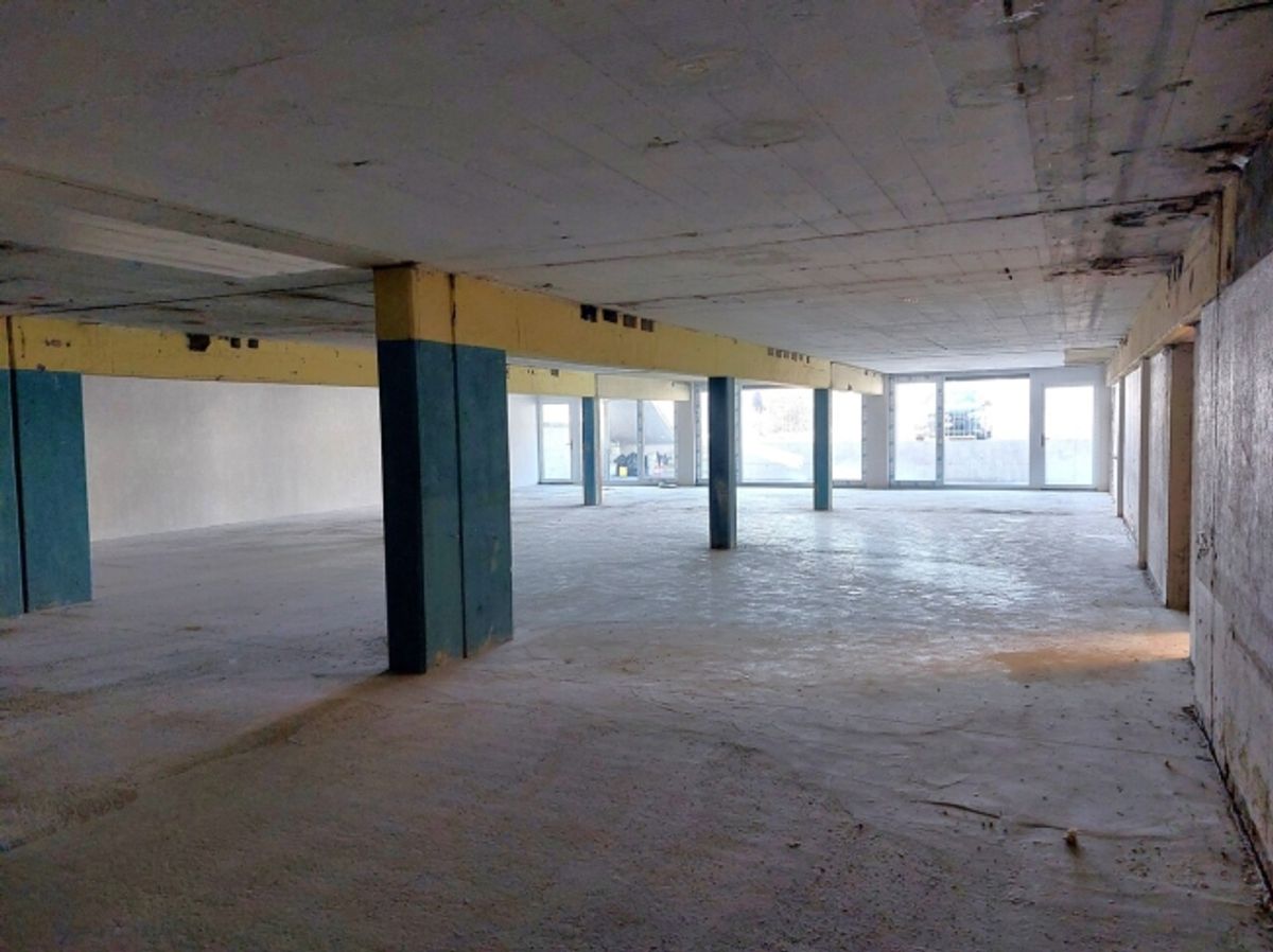 Bail flexible - Surface commerciale 315m2 sur mesure - Proche de tout - 0