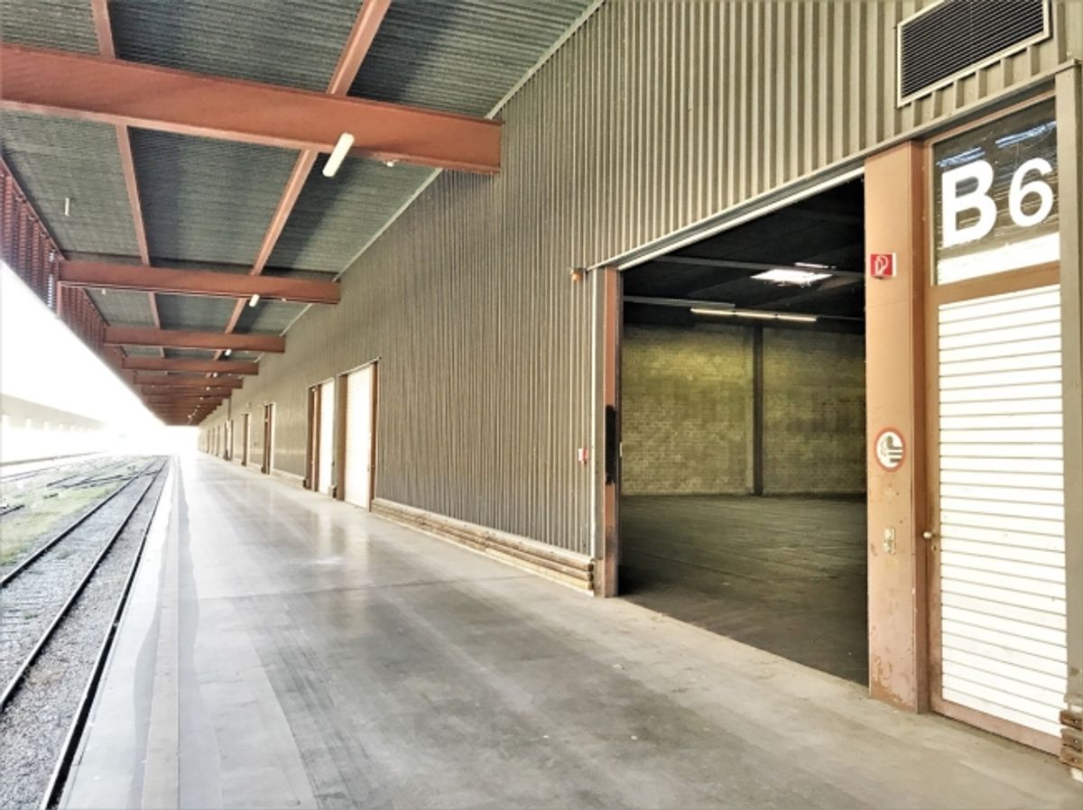 Localisation stratégique - Halle logistique 13'800 m² - 5