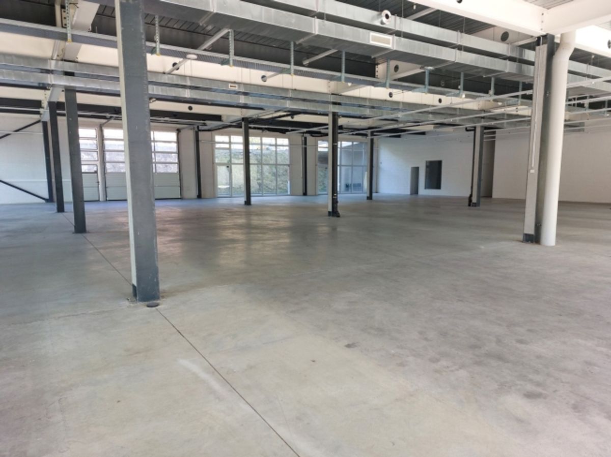 Atelier/dépôt 500m2  à Puidoux - Proche autoroute - 0
