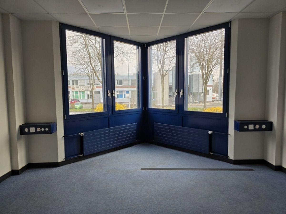 Bureau de 280m2 - Proximité autoroute/gare - 2