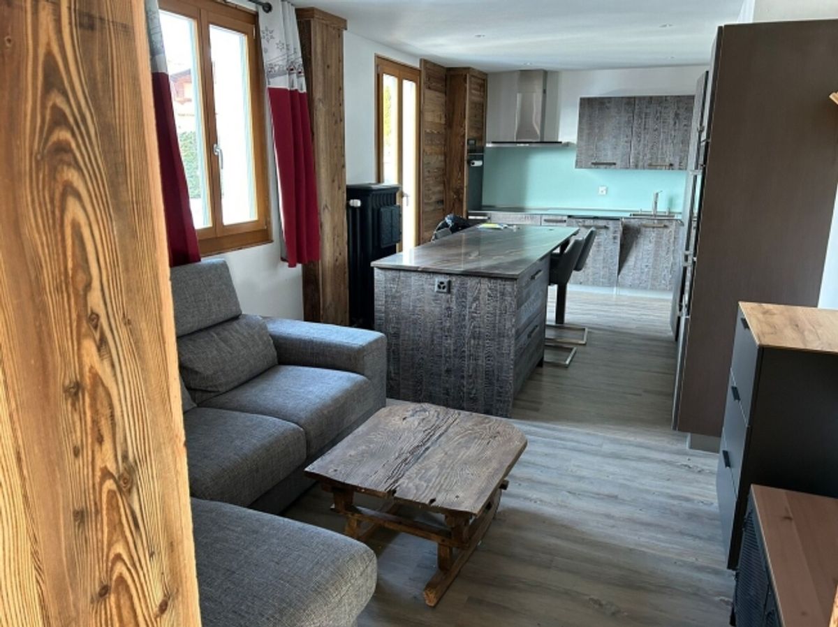Appartement meublé de 3.5 pièces avec balcons - 90m2 - 0