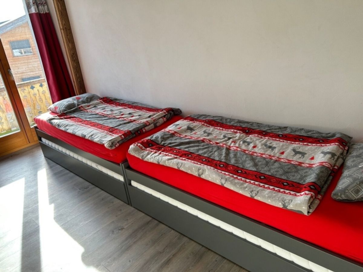 Appartement meublé de 3.5 pièces avec balcons - 90m2 - 3