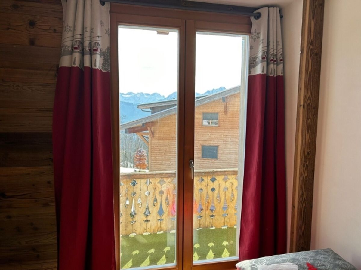 Appartement meublé de 3.5 pièces avec balcons - 90m2 - 4