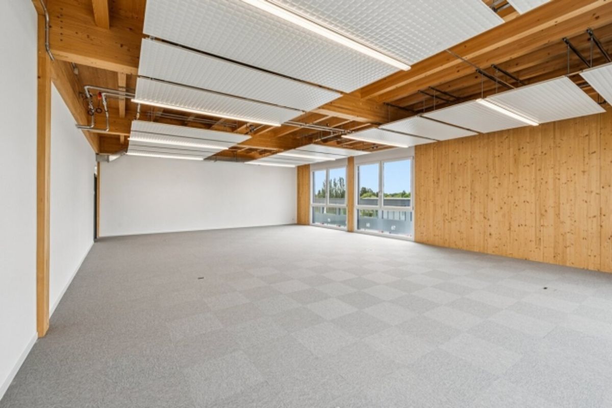 SPARK - Bureau équipé « Plug & Play neuf » 101.3m2 à Gland - 2
