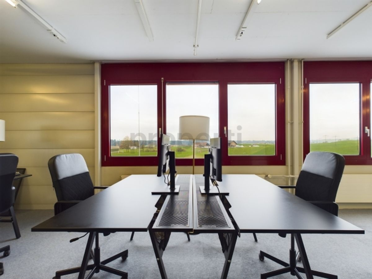 Grosszügiges und modernes Büro in Zollikofen - 5