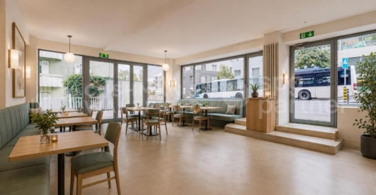 Arcade de 235 m² à forte visibilité, disponible immédiatement - Morges 163 - 4