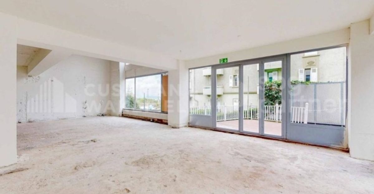 Arcade de 235 m² à forte visibilité, disponible immédiatement - Morges 163 - 8