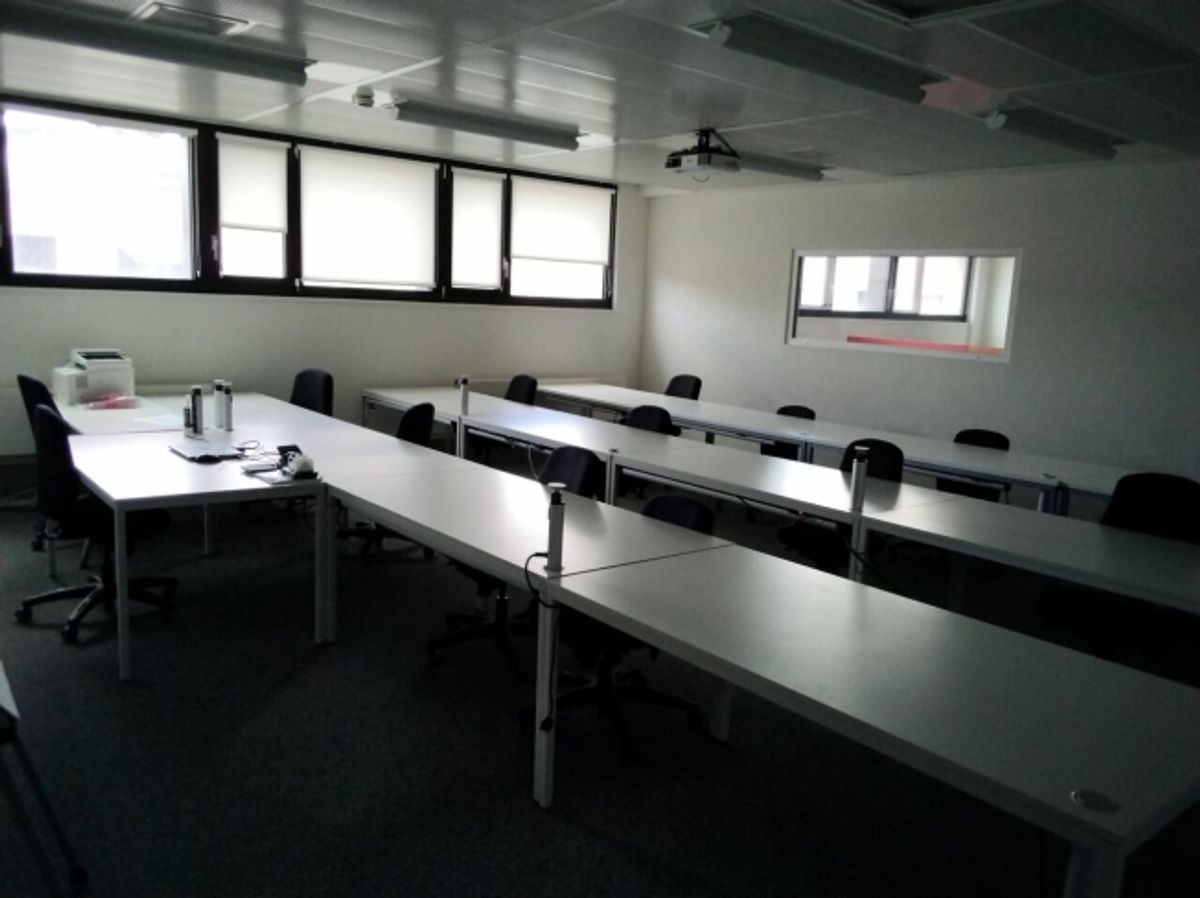 Grande surface lumineuse 200m2 - Entre Lausanne et Prilly - 1
