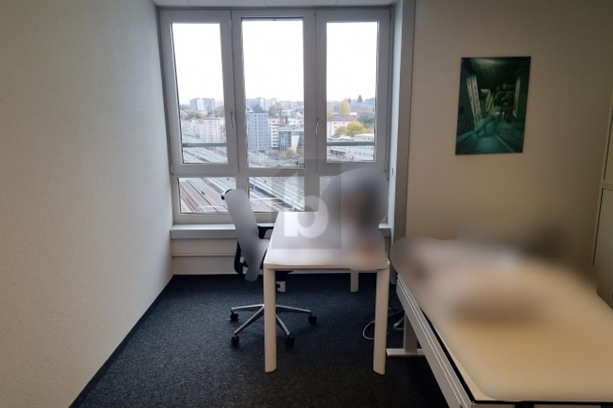 ESPACE DE TRAVAIL AVEC VUE PANORAMIQUE - 4