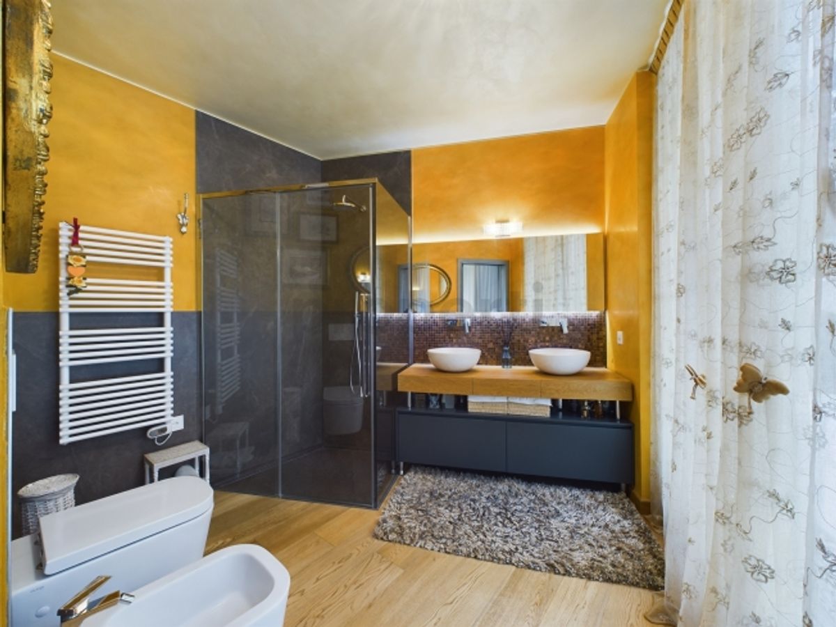 Appartamento 4.5  in bellissima posizione sul lago, PT con grande giardino / 4.5 Zimmer Wohnung in schöner Seelage, EG mit grossem Garten - 11