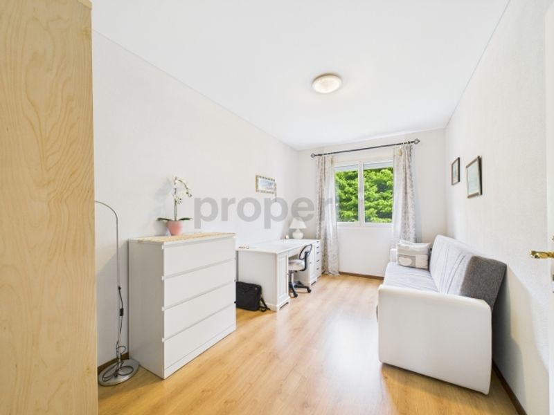Appartamento esclusivo di 4.5 locali a Bellinzona, TI  Comfort moderno in posizione centrale - 5