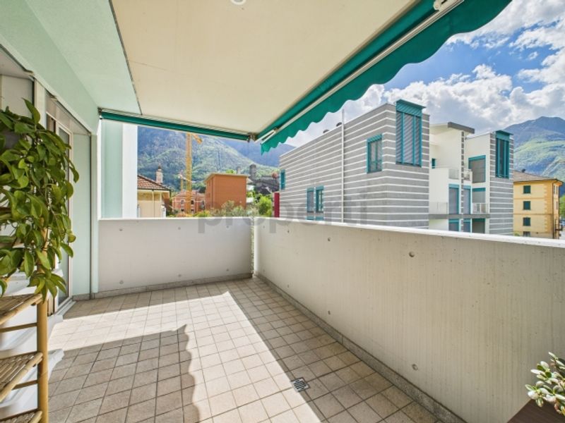Appartamento esclusivo di 4.5 locali a Bellinzona, TI  Comfort moderno in posizione centrale - 9
