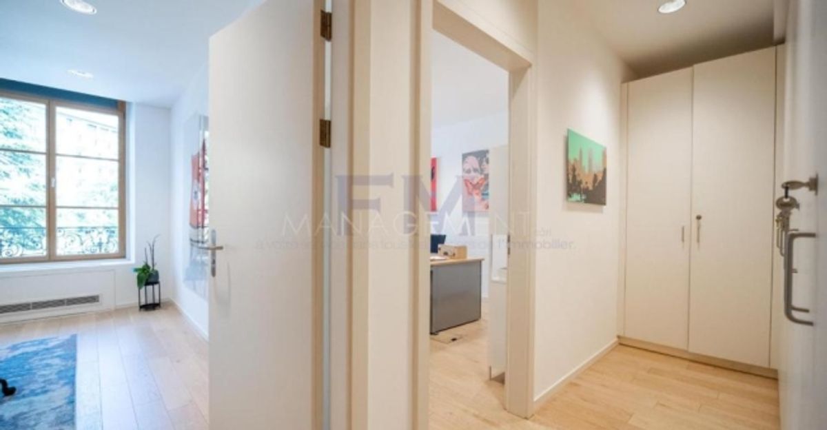 Rive droite, Bureaux , 7 rue des Alpes, 1er étage - 5