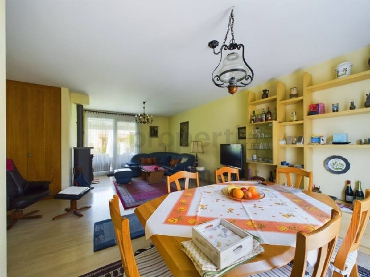 Einladendes 4.5-Zimmer-Reihenhaus in Caslano / Invitante casa a schiera di 4,5 locali a Caslano - 1