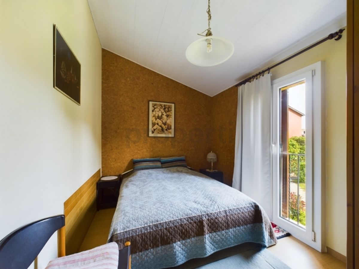 Einladendes 4.5-Zimmer-Reihenhaus in Caslano / Invitante casa a schiera di 4,5 locali a Caslano - 4