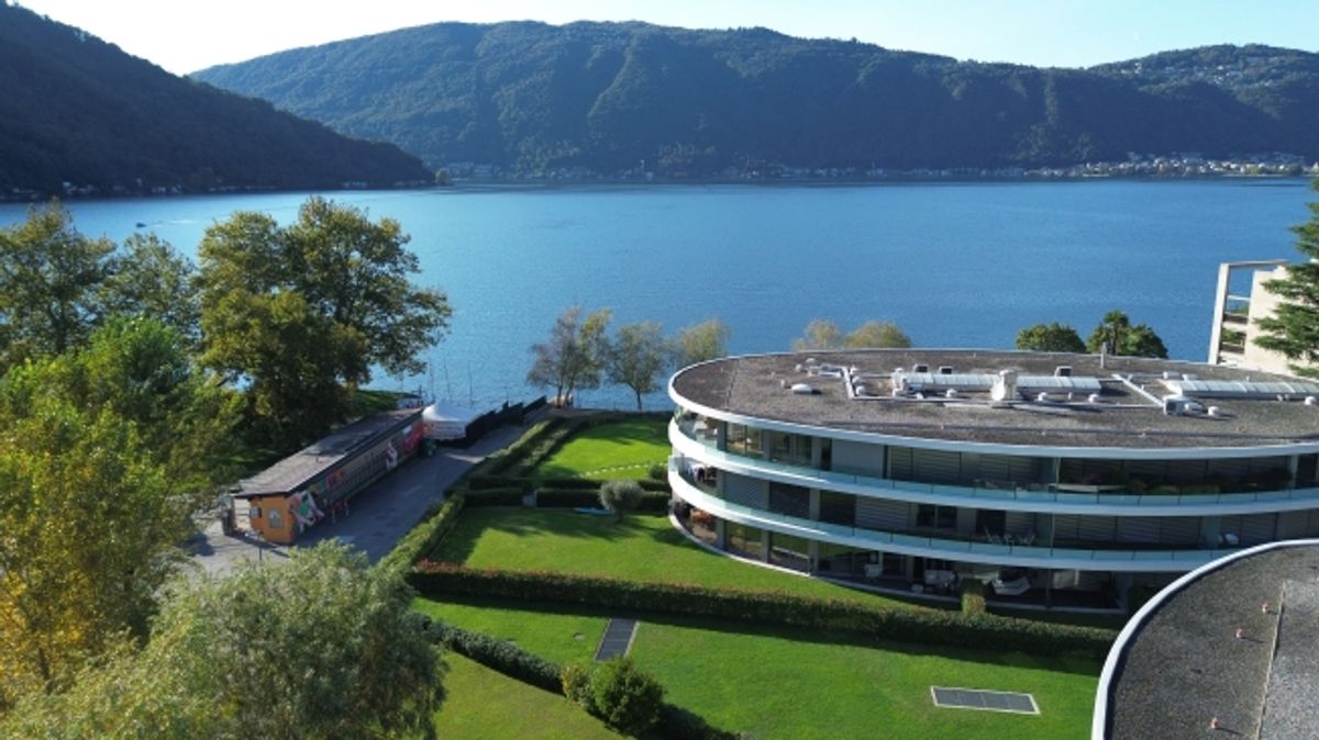 Appartamento 4.5  in bellissima posizione sul lago, PT con grande giardino / 4.5 Zimmer Wohnung in schöner Seelage, EG mit grossem Garten - 0