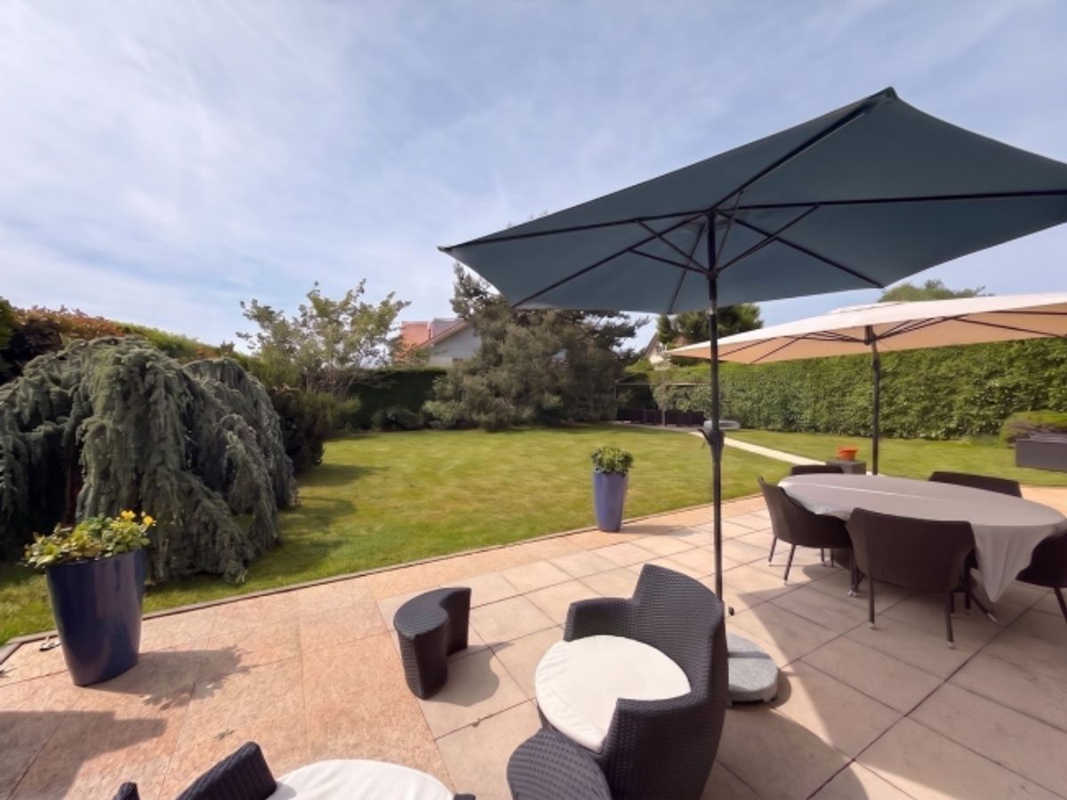 Une opportunité rare  une véritable maison individuelle au coeur de Gimel - 1