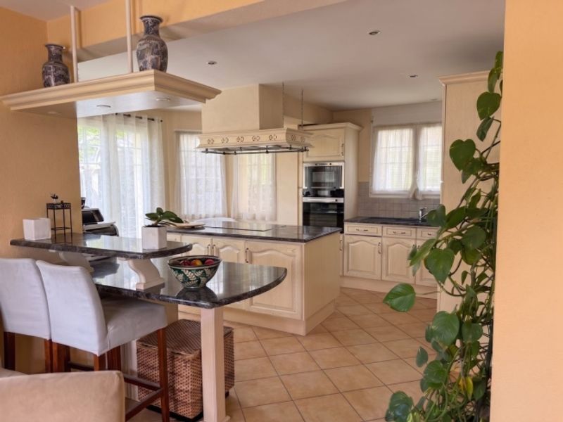 Une opportunité rare  une véritable maison individuelle au coeur de Gimel - 9
