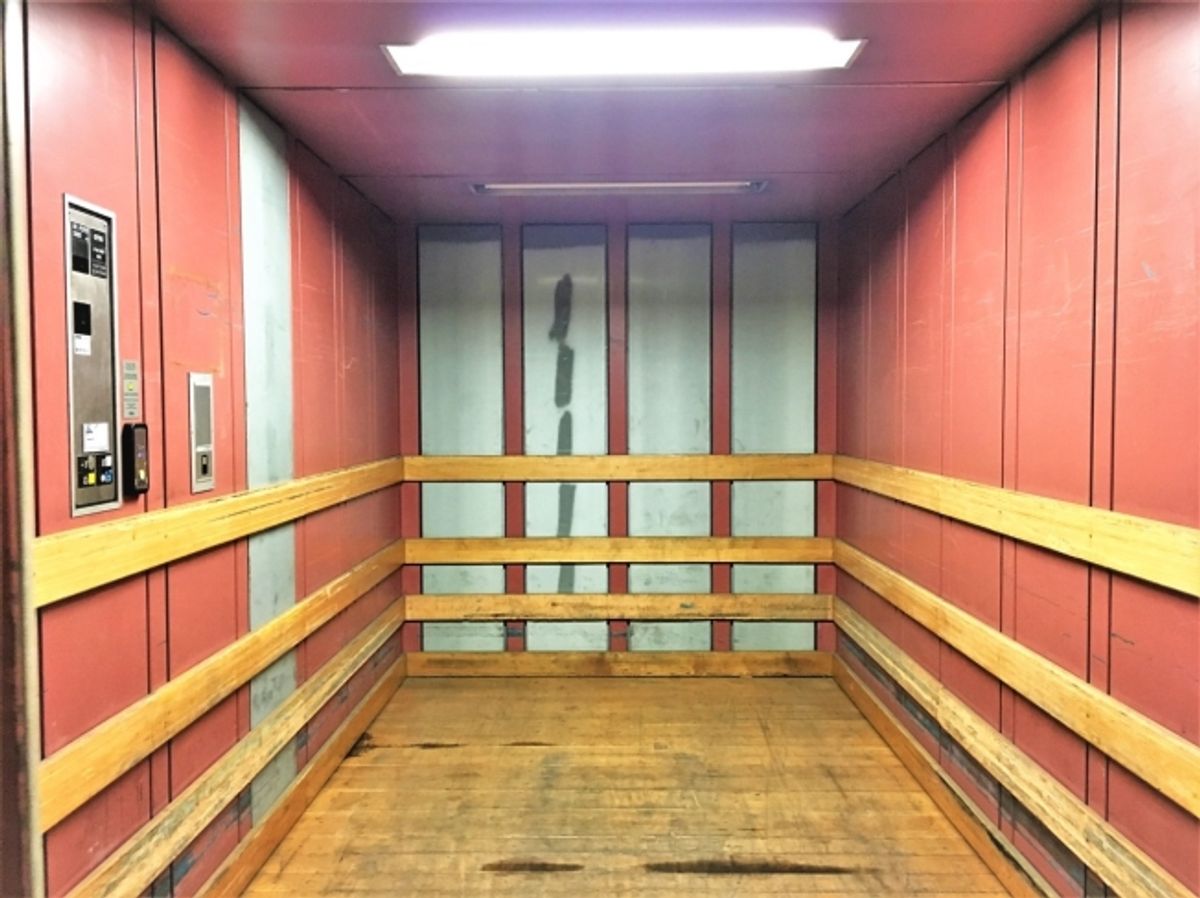 166m2 - Dépôt à proximité du centre de Neuchâtel - 4