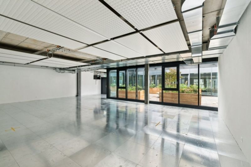 SPARK – 105.6 m2 - Espace Atelier Plug & Play à Gland - 3