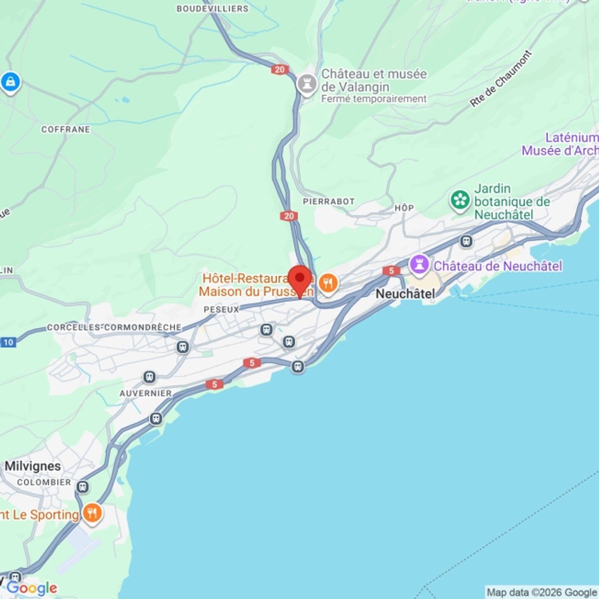 166m2 - Dépôt à proximité du centre de Neuchâtel - 5
