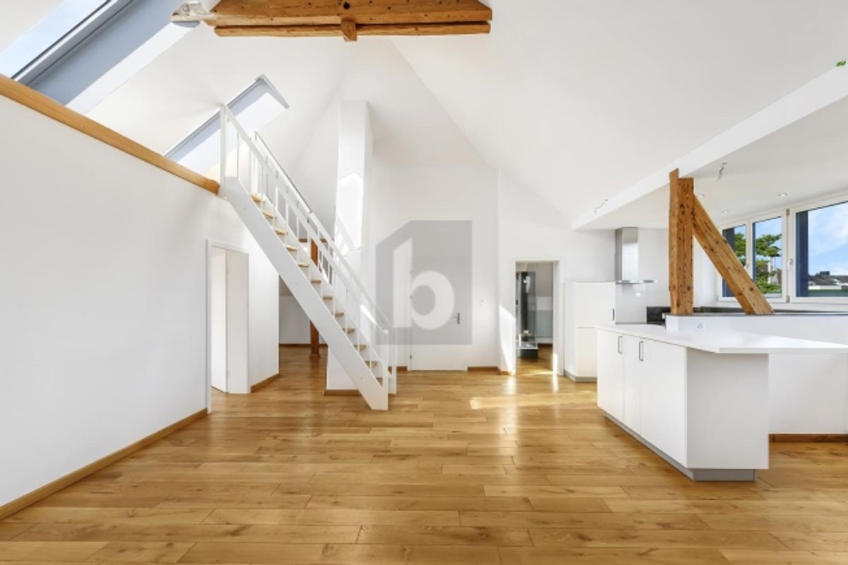 HERRSCHAFTSHAUS MIT AUSBAUPOTENTIAL AN TOP LAGE - 1
