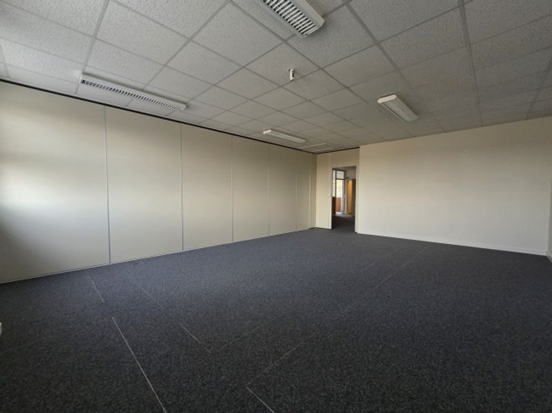 Bureau lumineux de 156m2 - offre spéciale ! 2 premiers loyers offerts - 5
