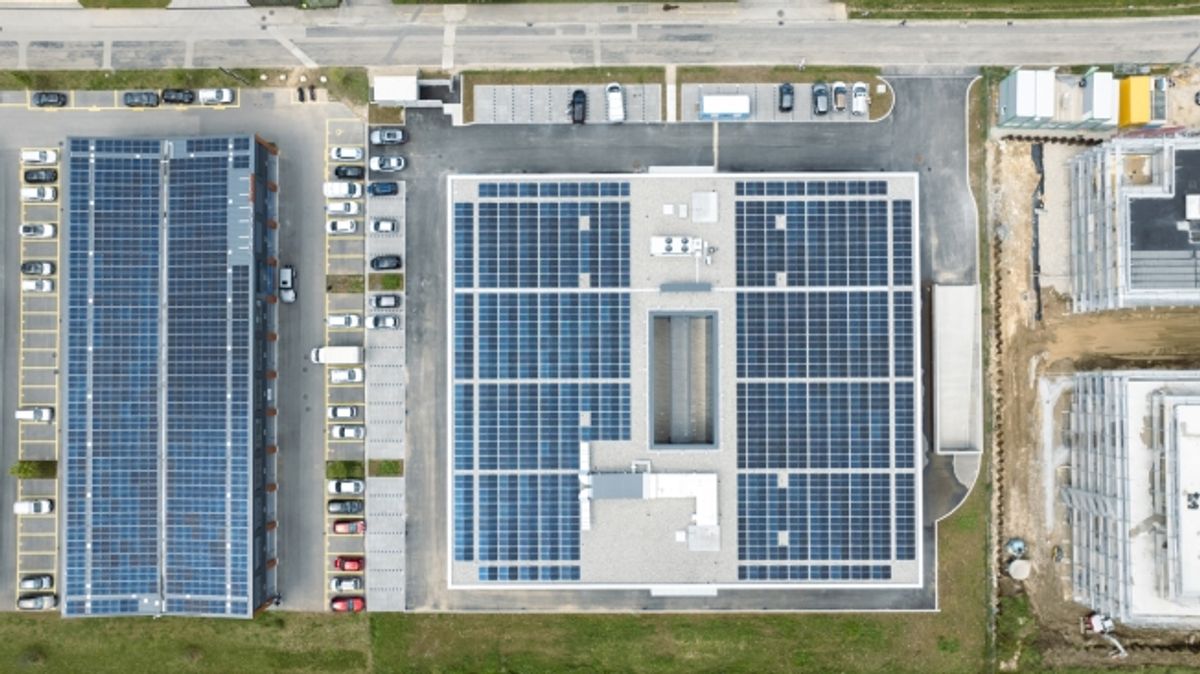 Nouveau à Gland - Grande surface commerciale - industrielle / 600m2 - 10